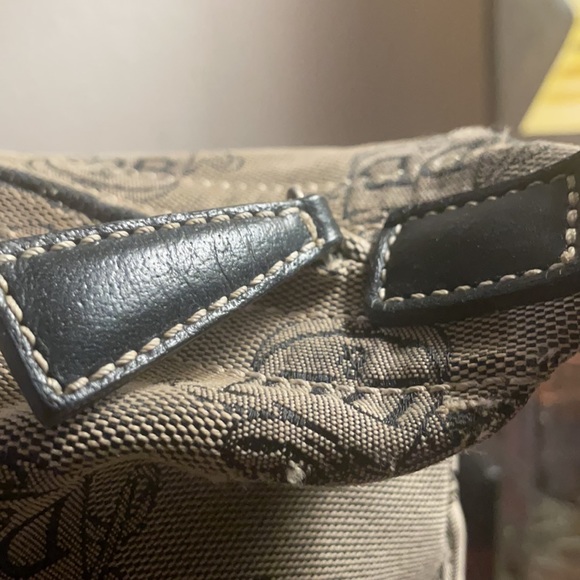 Dooney and Bourke Signature shoulder bag - Picture 8 of 11